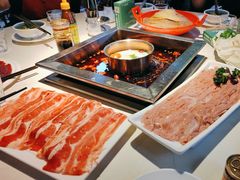 -二荆条·蜀鲜汇城市森林火锅