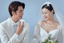 点击看大图 -挪娅婚纱摄影皇家会所
