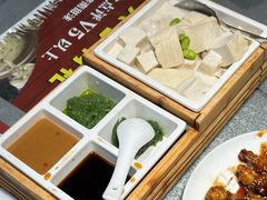 老济南泉水豆腐-老济南·济南菜(大明湖店)
