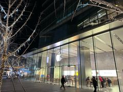 -Apple零售店(华贸购物中心店)