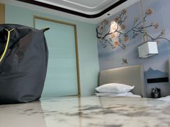 -贝尔大酒店(海拉尔伊仕丹购物广场店)