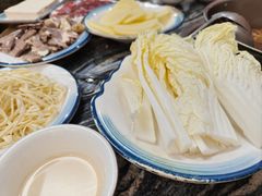-乳仔牛牦牛汤锅 烤羊排(松潘古城店)