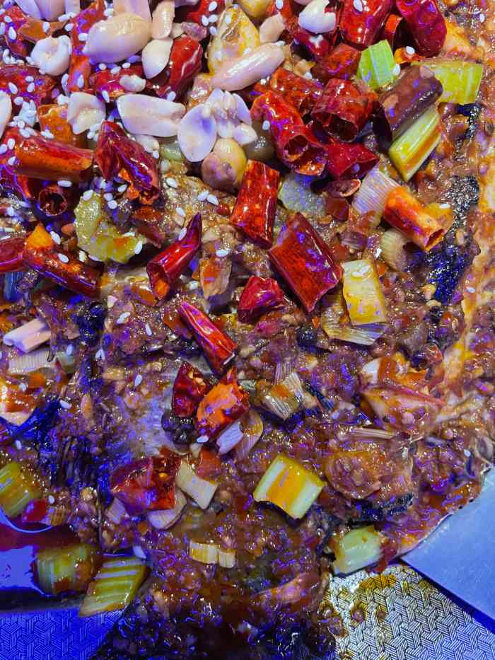 川百汇烤鱼·泡饼(燕郊弘阳广场店)-"寒风中排了半个小时的队才吃上的