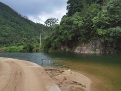 -仙人谷漂流景区