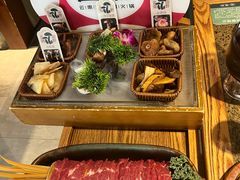 -菌彩云南野生菌火锅(新亚洲店)