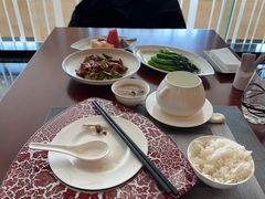 -粤尚腾香居中餐厅(首都机场希尔顿店)