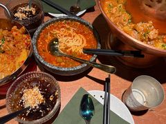 小锅米线-浩海火燒雲傣家菜(芮欧百货店)