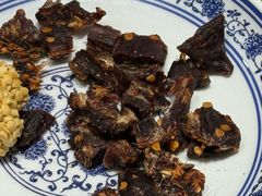 -乡土特色.冷锅鱼.牦牛肉汤锅