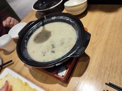 皮蛋瘦肉粥-汇丰苑·海鲜青岛菜(中山路大鲍岛店)