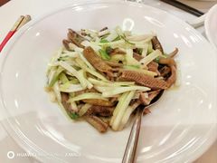 韭黄鳝丝-梅龙镇酒家(南京西路总店)