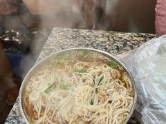 -正宗杨记普洱酸醋米线(总店)