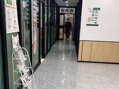 -瑞派雷欧宠物医院·24h夜诊·心脏骨科牙科·全科重症转诊中心(无影山店)