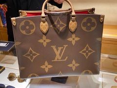 -LV路易威登(时代广场店)