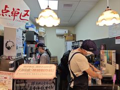 -茶颜悦色(坡子街幽兰阁店)