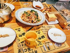 -喝丢一只鞋海鲜烧烤·海肠捞饭(文体街店)