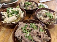 -周老三跷脚牛肉·全牛火锅(非遗传承店)