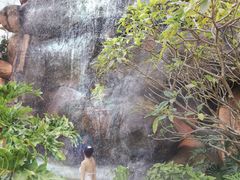 -江门古兜温泉小镇