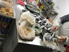 -荣巷小馄饨(荣巷店)