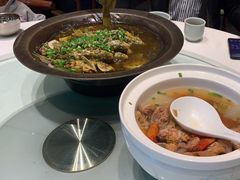 -江城小馆陕南妈妈菜·全球旅行餐厅(钟楼店)