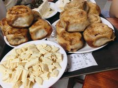 门钉肉饼-宝瑞门钉肉饼店