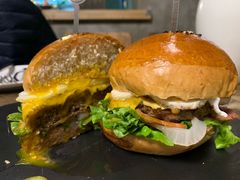 -HIGH FIVE哈福手工汉堡(桂林路店)