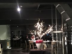 -穹六人间 people 6(岳阳路店)