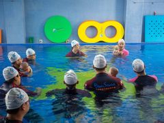 -蓝海星亲子游泳(南中环店)