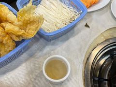 -渝君重庆火锅(嘉宾路店)