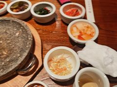 -萨拉伯尔(燕莎友谊商城店)