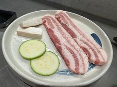 蜂巢厚猪五花-小米烤肉-泥炉炭烤(常营店)