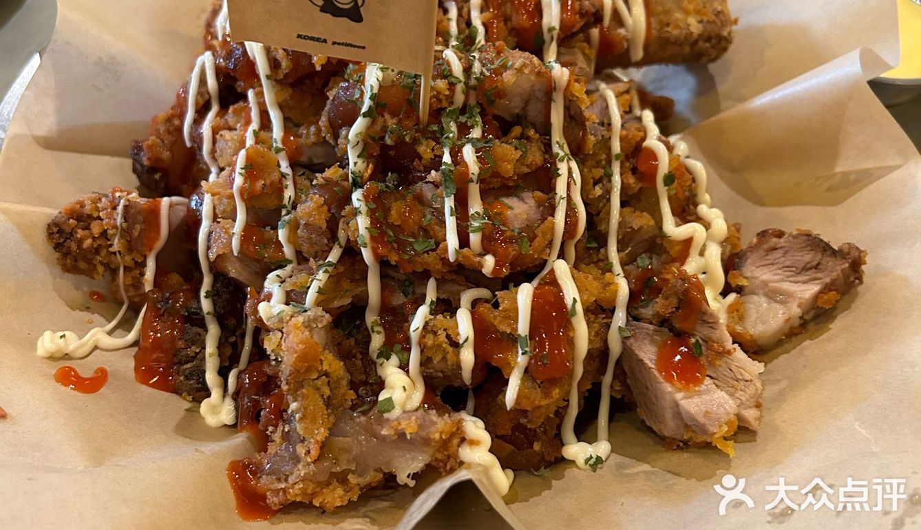 韩式炸猪蹄！！个人觉得无法超越。。。