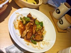 -关东小磨东北菜(上海长风大悦城店)