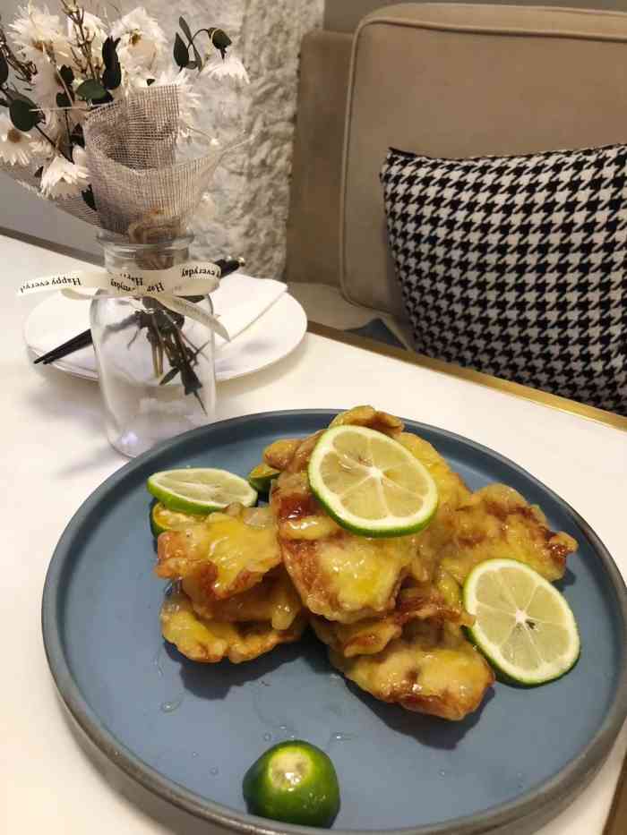 麦记餐厅61hk-diner-"天泊圣汇对面,工作日午餐也很多人,记得提.