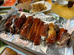 四更烤乳猪-东方之猪四更烤乳猪(金垦总店)