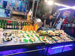 -六合夜市