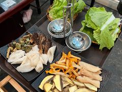 -蘑统田下·野生菌火锅