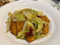 -汗腾格里·风味餐厅(新疆驻京办店)