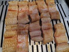 -臻牛烤肉
