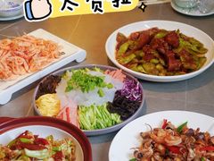 -鑫渔港海鲜本地菜·山海关浑锅(东戴河店)