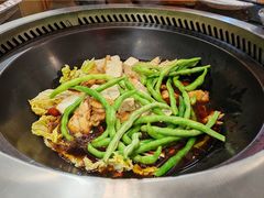 -粘豆包铁锅炖二部(温泉街店)