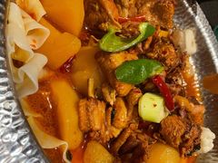 沙湾原始大盘鸡-丝路金桃·新疆菜(徐汇店)