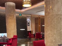 -粤尚腾香居中餐厅(首都机场希尔顿店)