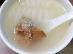 -阿瓦山寨·湘菜现炒·剁椒鱼头王(咸阳总店)