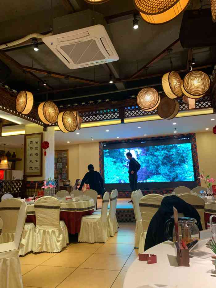 瑶王府·广西菜(茶花园店)-"和母上大人来体验这个双人霸王餐,六点不