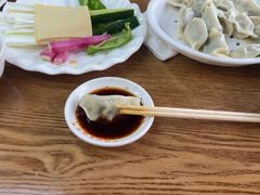 -东北四季饺子王(华山路店)