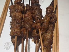 -鸣记脆皮烤鱼·海鲜烤鱼(三八广场店)