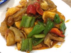蛋白烧牛筋-江城燕子大排档(江汉路步行街店)