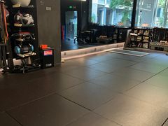 -TOP健身私教工作室(侨香店)