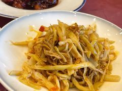 -侬佳蒸菜馆(听潮店)