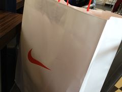 -NIKE上海青浦换季优惠店